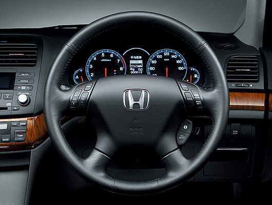 �{�v���X�e�A�����O�z�C�[��