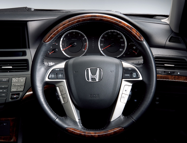 �{�v���ؖڒ��R���r�X�e�A�����O�z�C�[��