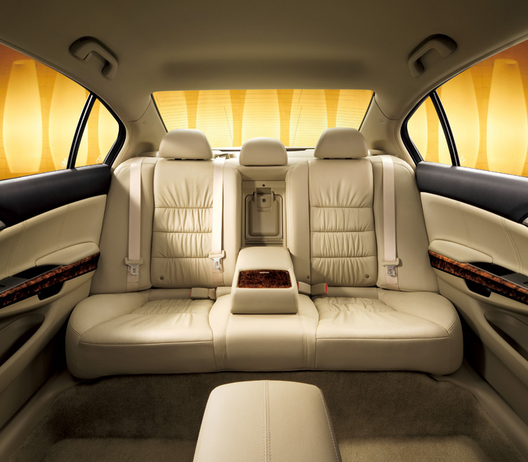 �C���e���A �C���[�W