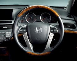 �{�v���ؖڒ��R���r�X�e�A�����O�z�C�[��