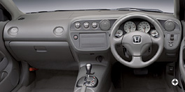 �C���e���A�J���[�̓`�^��