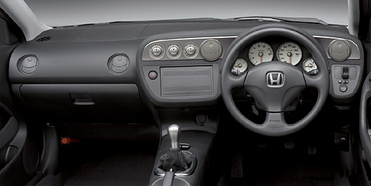 TYPE S�C���p�l�i�C���e���A�J���[�̓u���b�N�j 