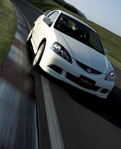 TYPE R�@�{�f�B�J���[�̓`�����s�I���V�b�v�z���C�g