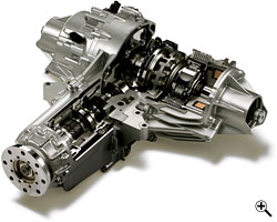 �uSH-AWD�v���A�h���C�u���j�b�g�J�b�g���f��