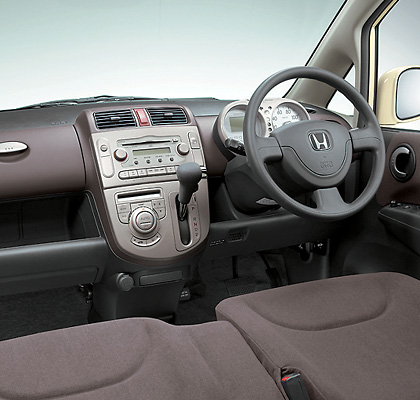 �r�^�[�u���E���C���e���A�i�R�N�s�b�g�j