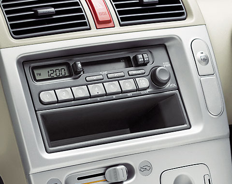 AM�^FM�`���[�i�[�t�J�Z�b�g�X�e���I