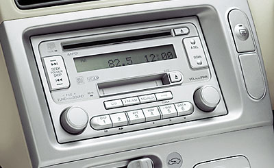 AM�^FM�`���[�i�[�tMD�^CD�v���[���[