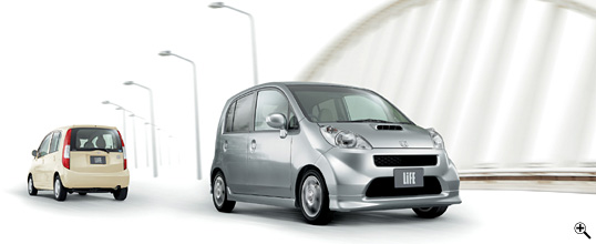 ���^C�^�C�v�i�^�[�{�^4WD�j �{�f�B�J���[�̓o�j���N�����@�E�^D�^�C�v�i�^�[�{�^FF�j �{�f�B�J���[�̓X�g�[���V���o�[�E���^���b�N