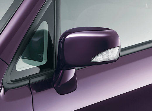 �h�A�~���[�E�B���J�[