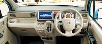 Photo  :  G�iFF�j�C���e���A�J���[�̓x�[�W���@���[�J�[�I�v�V�����i�i�r�����p�X�y�V�����p�b�P�[�W�j�A�f�B�[���[�I�v�V�����i�M���U�Y �i�r�Q�[�V�����j������ �J�b�g�{�f�B�ɂ��B�e�@���[�^�[�ނ͎B�e�̂��ߓ_���@��ʂ̓n���R�~����