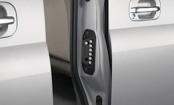 �C�[�W�[�h�A�N���[�U�[�i���A�E���j