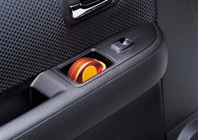 �t�����g�h�A�A�[�����X�g�|�P�b�g�i����ȑ��j