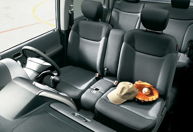 �u���b�N�C���e���A