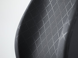 �v���~�A�����f����p�C���e���A�B�G���{�X���H�ŁA���������d�グ�܂����B