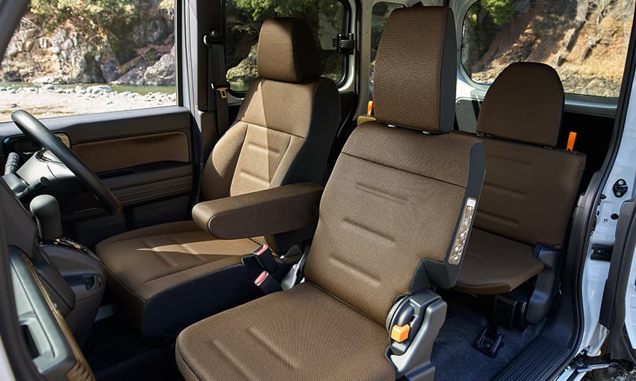 N-VAN FUN STYLE＋ NATURE イメージ写真