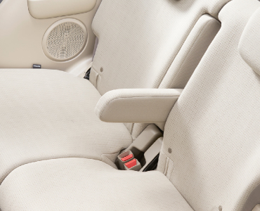 ���E�Ɨ������A�Z���^�[�A�[�����X�g