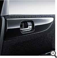 �s�A�m�u���b�N���h�A�K�[�j�b�V��