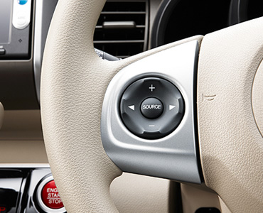 �Ɩ��t�I�[�f�B�I�����[�g�@�R���g���[���X�C�b�`