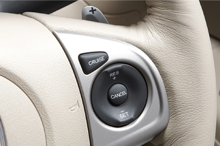 �N���[�Y�R���g���[��