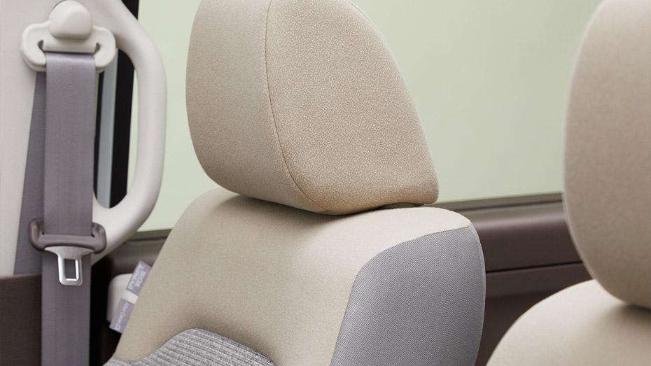 頚部衝撃緩和フロントシート