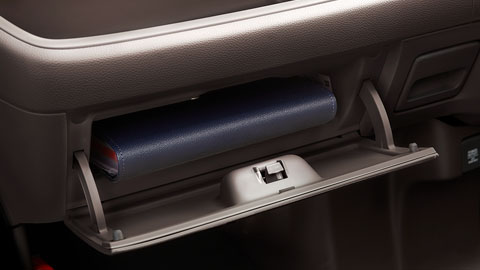 グローブボックス