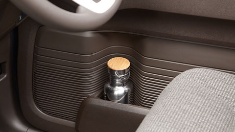 運転席ドアロアーポケット（ボトルホルダー付）