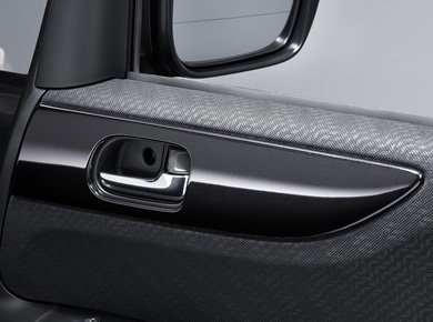 �s�A�m�u���b�N���h�A�K�[�j�b�V��