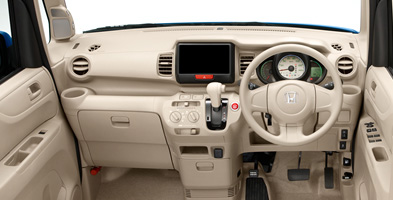 �C���e���A