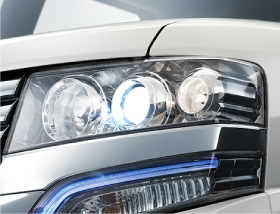 �v���W�F�N�^�[�^�C�v �f�B�X�`���[�W�w�b�h���C�g�i���[�r�[���j