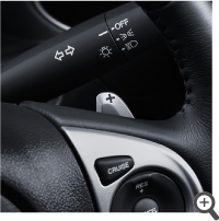 �N���[�Y�R���g���[��