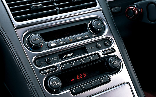 BOSE�T�E���h�V�X�e��