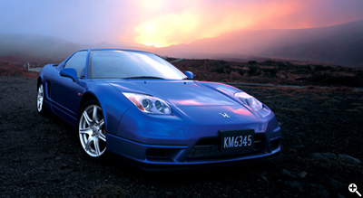 Photo�FNSX �{�f�B�J���[�̓J�X�^���I�[�_�[�̃����O�r�[�`�u���[�E�p�[���@�{�f�B���F���[�t�̓J�X�^���I�[�_�[