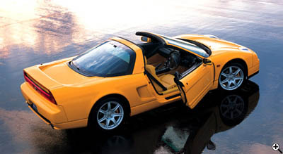 Photo�FNSX�^�C�vT  4AT�ԁ@���[�J�[�I�v�V�����iHonda�EDVD�i�r�Q�[�V�����V�X�e���j�����ԁ@�{�f�B�J���[�̓j���[�C���f�B�C�G���[�E�p�[���@�����F�̓J�X�^���I�[�_�[�̃C�G���[�^���A���u���b�N