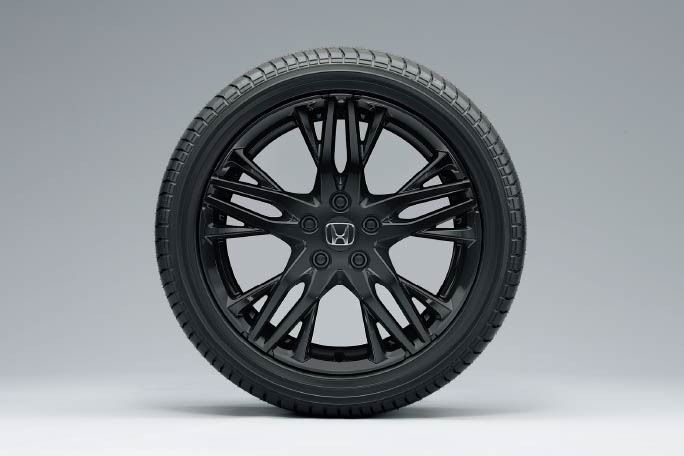 18インチアルミホイール〈マットベルリナブラック〉