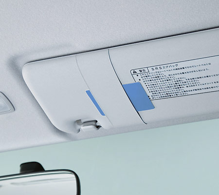 �`�P�b�g�z���_�[�t�T���o�C�U�[�i�^�]�ȑ��j