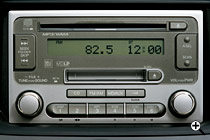 AM/FM�`���[�i�[�tMD/CD�v���[���[�{6�X�s�[�J�[