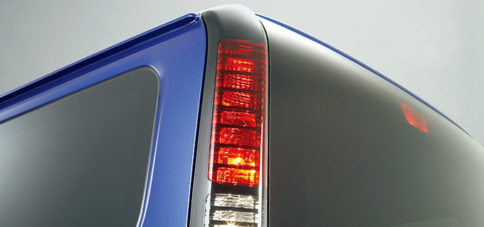 ��^���A�R���r�l�[�V���������v