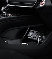 ����/�L���̉��y�Đ���Siri&reg;��3�Ƃ̘A�g���\�B