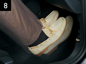 �I�[�g�u���[�L�z�[���h�@�\