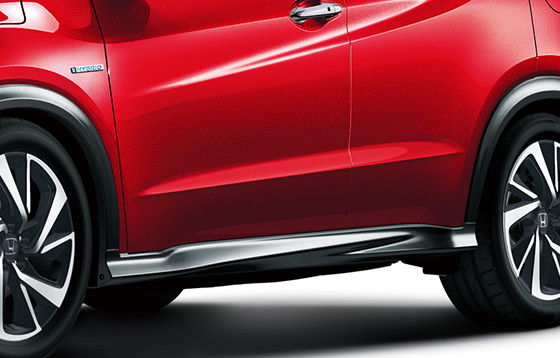 RS専用エクステリア（ボディロアガーニッシュ）