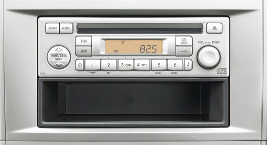 AM/FM�`���[�i�[�tCD�v���[���[