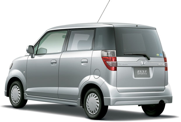 SPORTS G�iFF�j �{�f�B�J���[�̓A���o�X�^�[�V���o�[�E���^���b�N