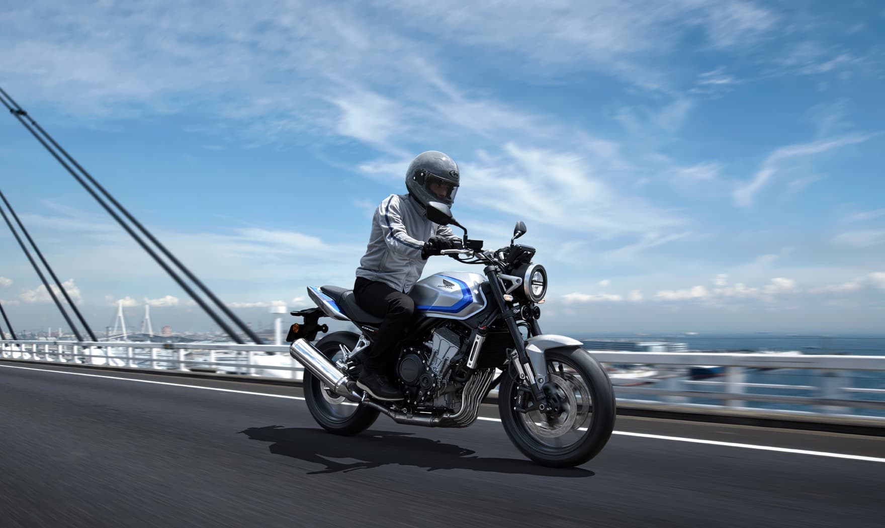 CB400 SUPER FOUR E-Clutch