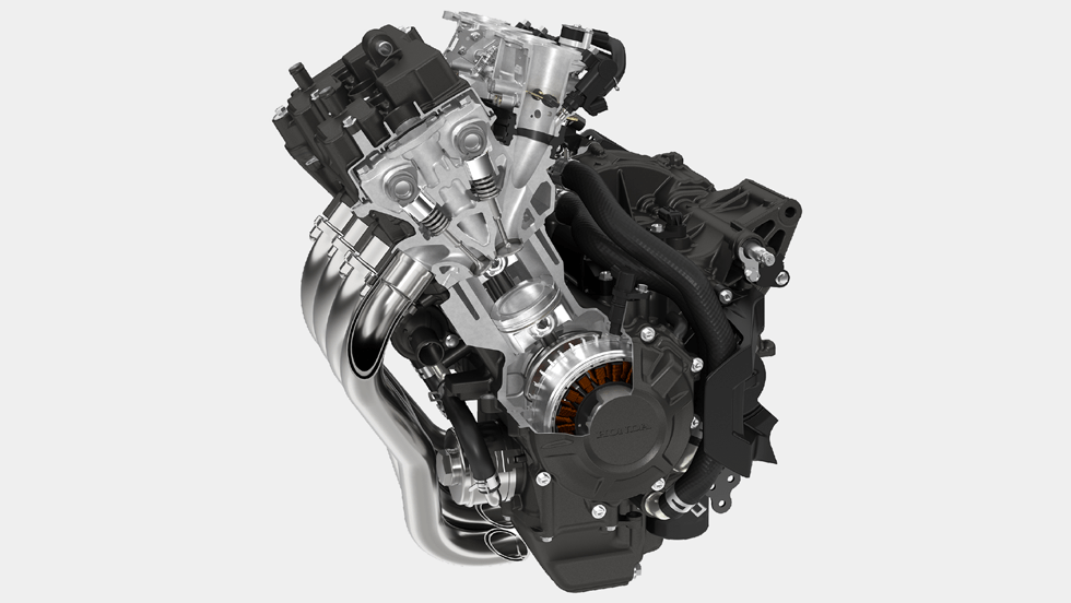 スーパースポーツを予感させる、官能的な走りの歓び。648cm水冷DOHC直列4気筒