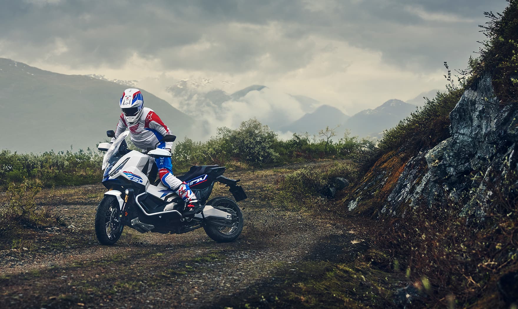 X-ADV