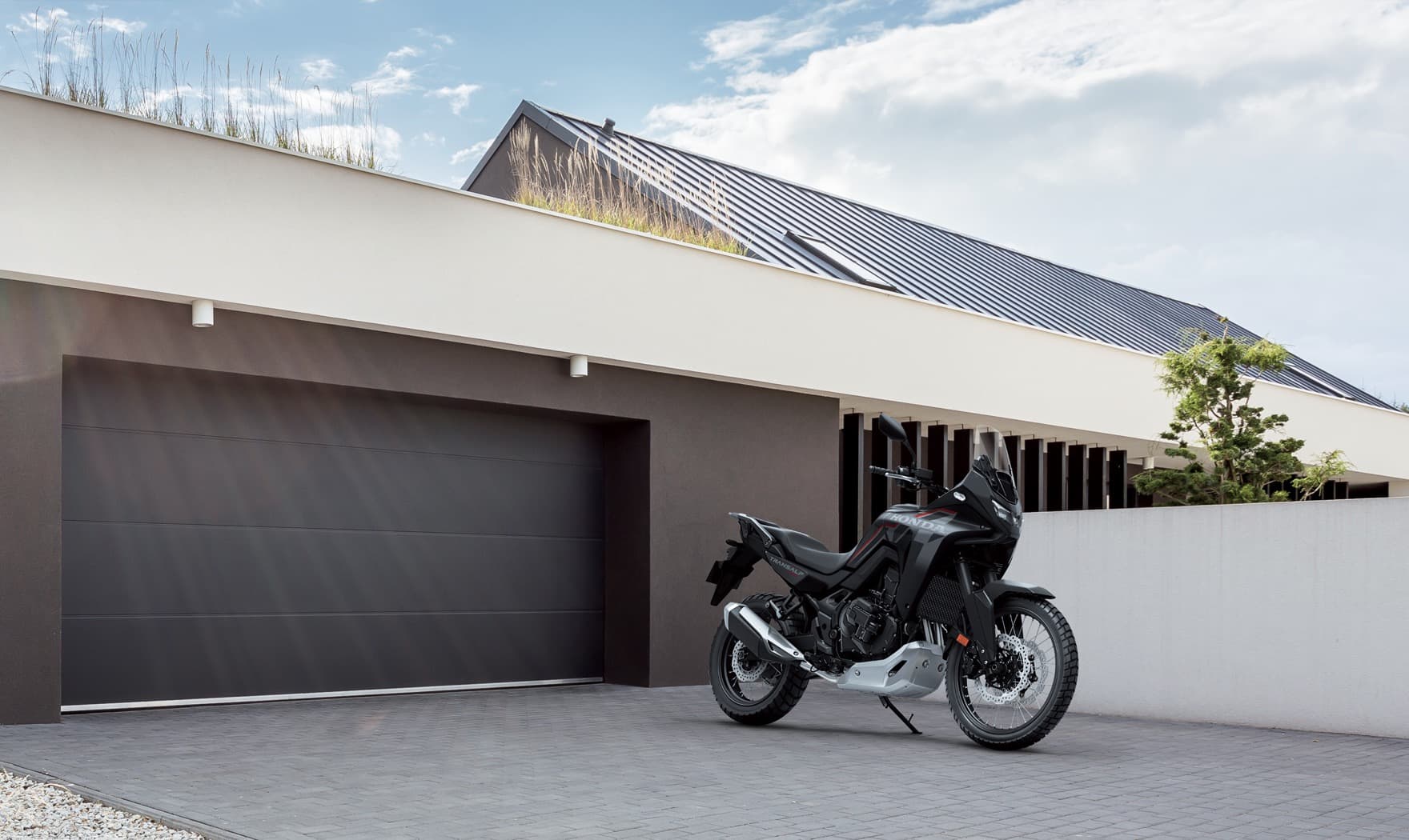 XL750