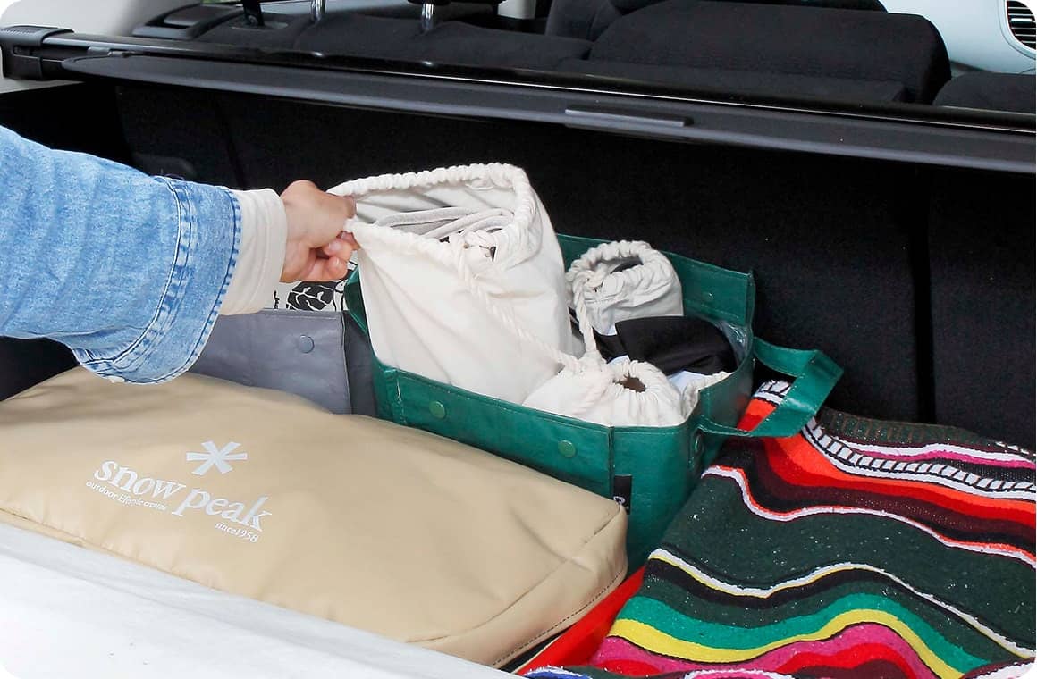 ファミリーキャンプではチェアの積載場所に気をかけよう！