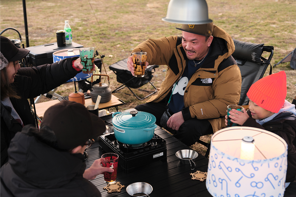 乾杯している写真