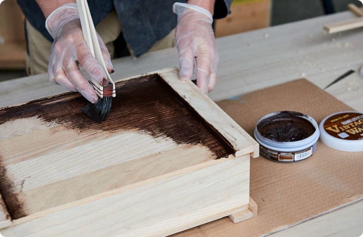 塗装をして完成（塗装法は塗料の仕様に準じる）