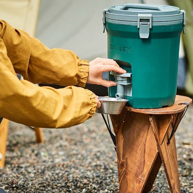 初めてでも簡単に作れる！おしゃれなジャグスタンド